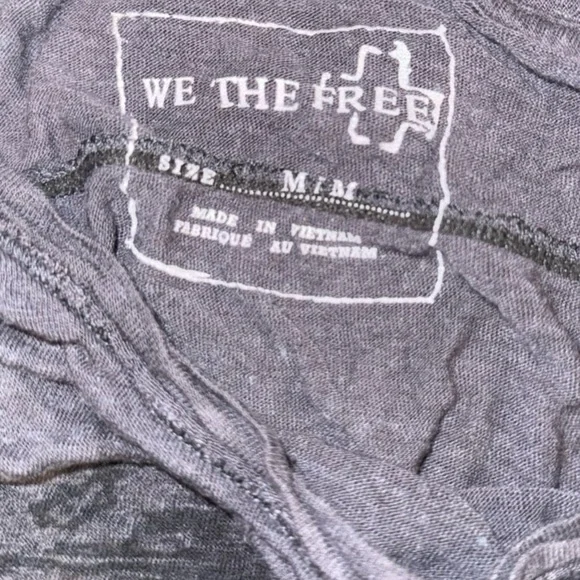 Women's Distressed Black Graphic Top - Picture 4 of 4